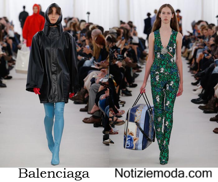 Collezione Balenciaga Primavera Estate 2017