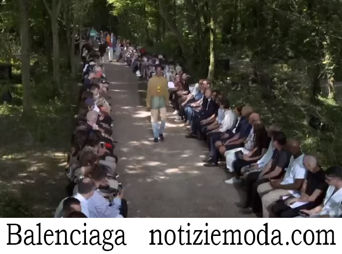 Sfilata Balenciaga Uomo Primavera Estate 2018