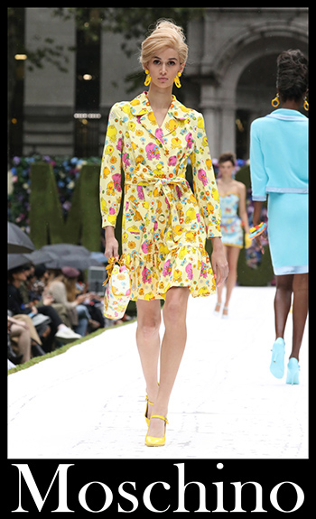 Collezione Moschino primavera estate 2022 donna 14